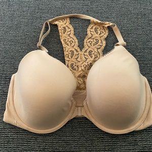 34 DD VS BRA